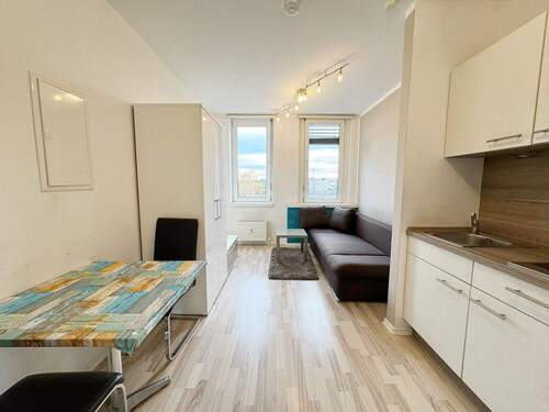 Wohn und Kochbereich.jpg - 1 Zimmer Etagenwohnung zur Miete in Fürth