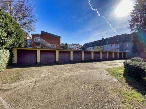 Garagenhof - Mehrfamilienhaus, Wohnhaus mit 650,10 m² in Duisburg zum Kaufen
