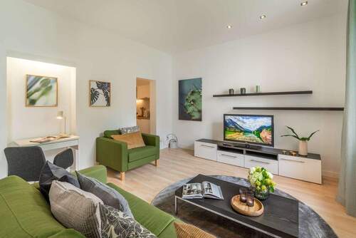 Wohnen - Etagenwohnung mit 40,00 m&sup2; in Frankfurt am Main zur Miete