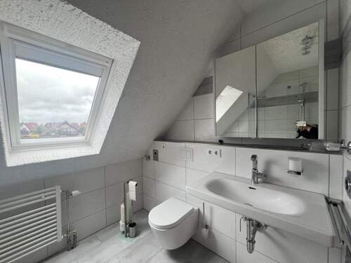 Saniertes Bad (2021) mit WM-Anschluss und ... - Etagenwohnung mit 62,00 m&sup2; in Herzogenaurach zum Kaufen