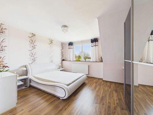 Schlafzimmer 3 DG - 