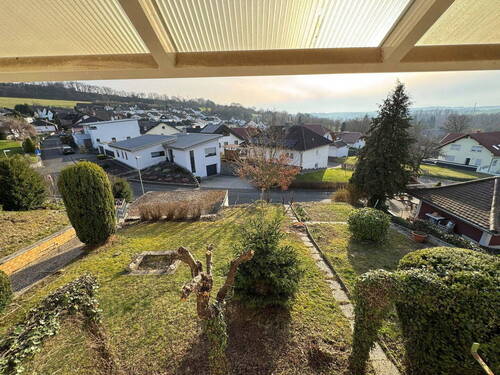 Gartenblick - 6 Zimmer Einfamilienhaus in Nidda