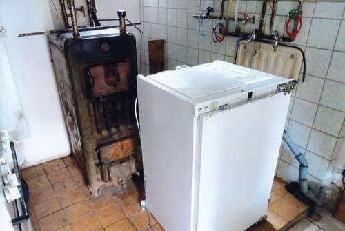 Heizraum mit Ofen - 