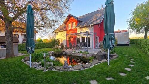 Gartenansicht - Attraktives Wohnerlebnis in Neckarwestheim: energieeffizient, barrierefrei und flexibel!