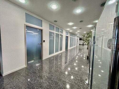 Einzelbüros 1-5 Zugang - Büro zur Miete in Leverkusen