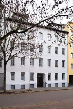 Fassade - 3 Zimmer Etagenwohnung zum Kaufen in Berlin