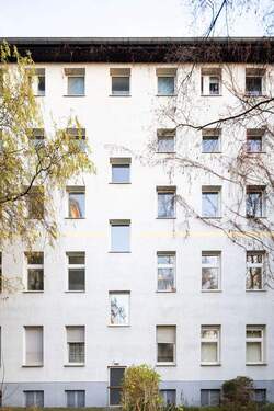 Fassade - 3 Zimmer Etagenwohnung in Berlin