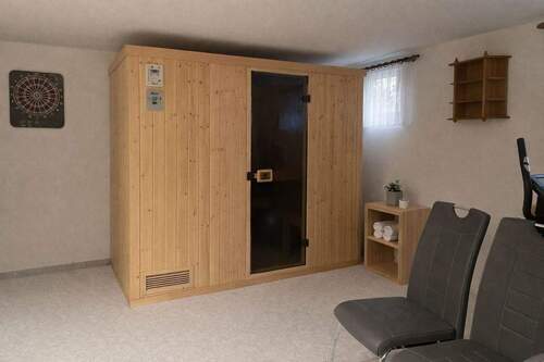 Partyraum mit Sauna - 