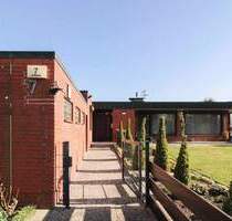 Wohnen in ruhiger Sackgassenlage - großzügiger Bungalow mit Gartenidylle in Kaltenkirchen