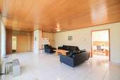 Wohnzimmer - Bungalow mit 143,70 m&sup2; in Kaltenkirchen zum Kaufen