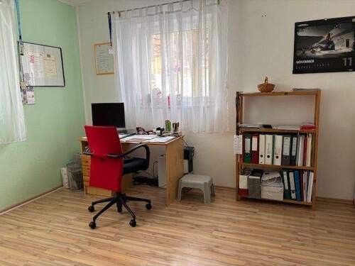 Büro EG - 