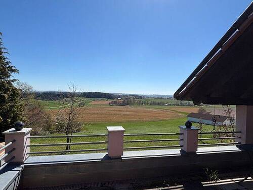 Aussicht - 7 Zimmer Einfamilienhaus zum Kaufen in Buchbach