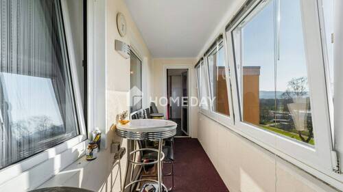 Wintergarten 2 - 3 Zimmer Etagenwohnung zum Kaufen in Detmold