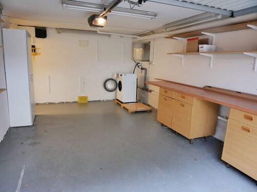 Garage mit Werkbereich - 