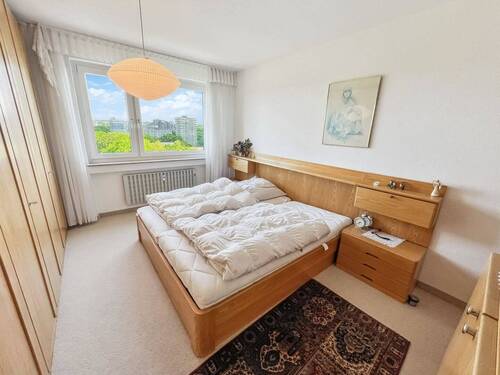 Schlafzimmer - Etagenwohnung mit 89,00 m&sup2; in Ratingen zum Kaufen