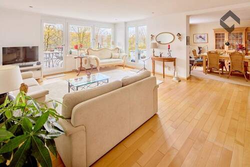 Provisionsfrei! - Viel Platz, viel Blick, doppeltes Terrassenglück