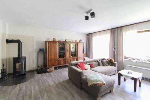 Wohnzimmer - 5 Zimmer Doppelhaushälfte in Holzminden