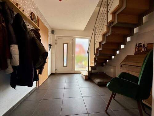 Erdgeschoss: Flur/Eingangsbereich - 