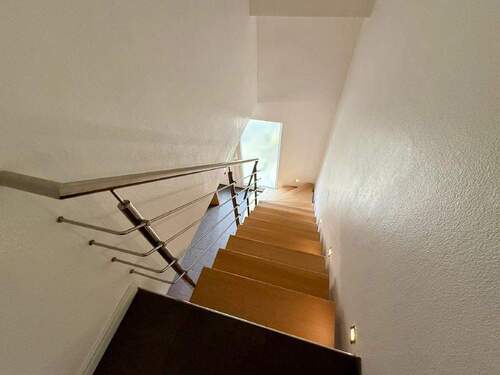 Treppenlauf zum Dachgeschoss - 