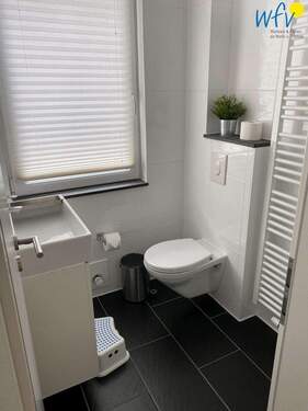 Badezimmer 1. OG - 