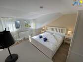 Schlafzimmer 2. OG - 