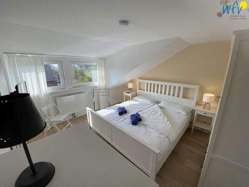 Schlafzimmer 2. OG - 