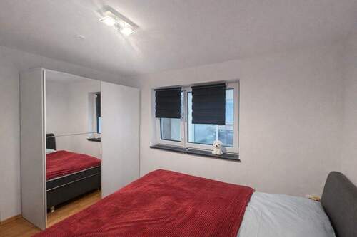 Schlafzimmer Bild 1 - Etagenwohnung mit 72,00 m&sup2; in Erkheim zum Kaufen