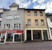 Attraktives Wohn- und Geschäftshaus-Ensemble im Stadtzentrum mit großem Entwicklungspotenzial - Saalfeld/Saale