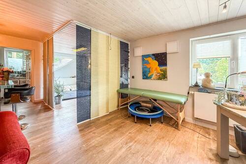 Raum - 2 Zimmer Büro in Rösrath
