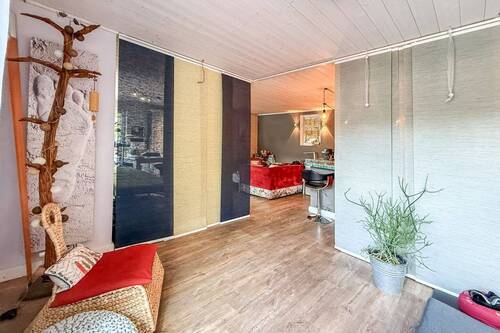 Raum - 