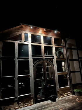 Garage bei Nacht - 