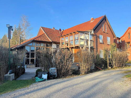 Wohnhaus von hinten - Perle im Deister! BioWohnhaus + Teichgrundstück mit Bauplatz + renov. bed. Bauernhof