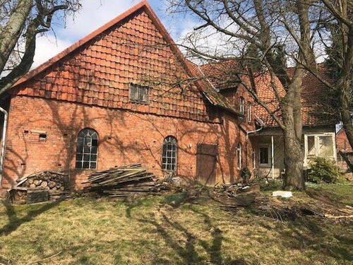 Hof, gr. Scheune Nachbargrund - 