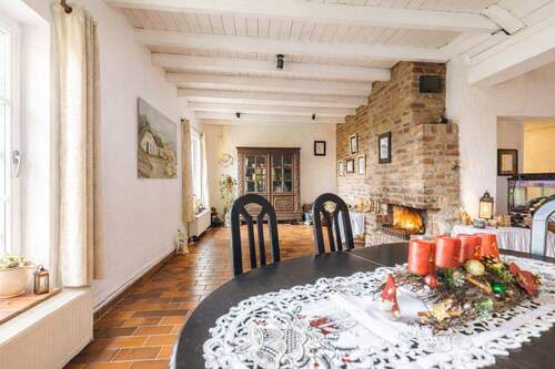 Blick durchs Wohn- und Esszimmer (graphisch optimiert) - 