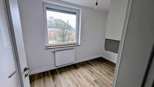 Küche - Blick auf die Stolberger Burg, frisch sanierte Wohnung in Stolberg Altstadt