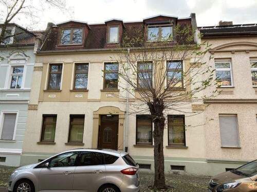 Straßenansicht - 2-Raumwohnung im Dachgeschoss - 350,00&nbsp;EUR Kaltmiete, ca.&nbsp; 45,00&nbsp;m&sup2;&nbsp;Wohnfl&auml;che