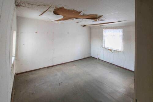 1. OG Schlafzimmer - 