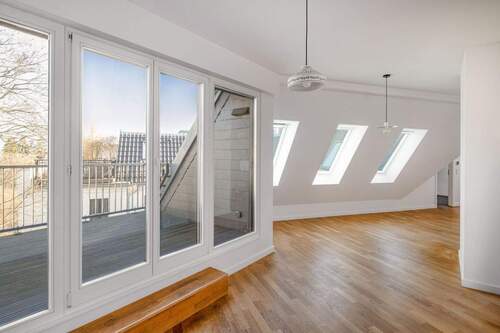 Wohnbereich - Attraktive Dachgeschosswohnung mit Wohlfühlcharakter und Terrasse