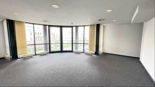 Büro im 2. OG - 1 Zimmer Büro zur Miete in Dresden