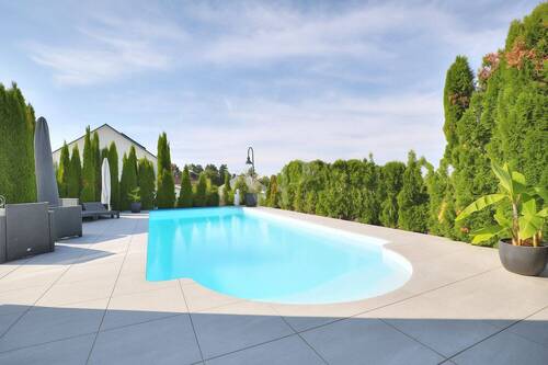 Poolansicht I - 