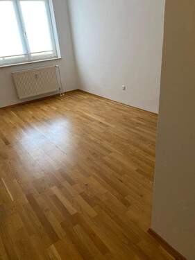 ETW_Wohnbereich - 1 Zimmer Etagenwohnung in Pentling