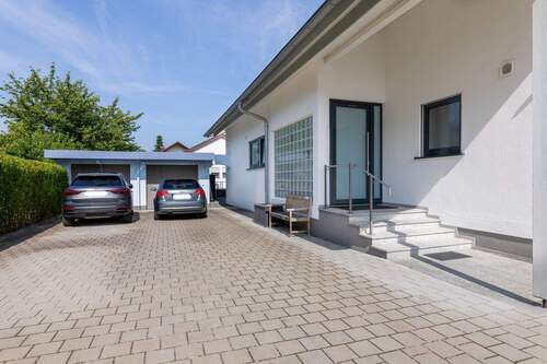 Ansicht - 8 Zimmer Mehrfamilienhaus, Wohnhaus zum Kaufen in Hohentengen am Hochrhein