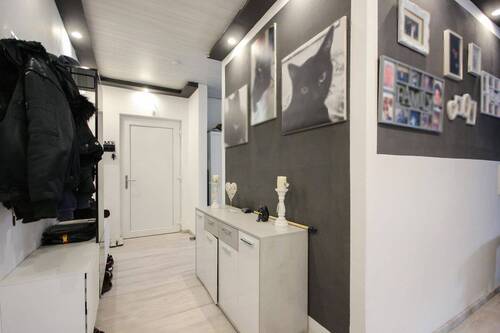 Flur - 2 Zimmer Einfamilienhaus in Dörentrup