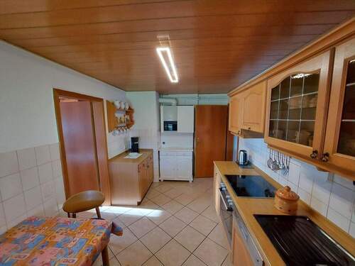 Küche mit EBK - Ansicht II - 