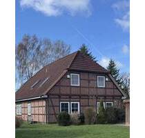 Schnell verfügbare 3 Zimmer-Wohnung mit Garten - Altenmedingen Eddelstorf