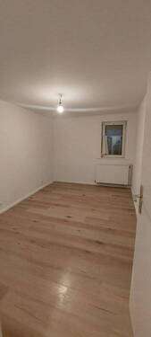 Zimmer 2 - 