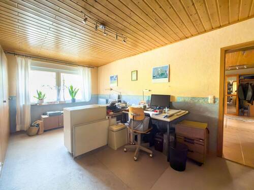 18 Arbeits-:Gästezimmer - 