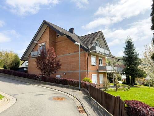 4 Seitenansicht - Einfamilienhaus mit 323,00 m&sup2; in Witzenhausen zum Kaufen