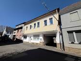 Außenansicht - Wohn- und Geschäftshaus mit Hallengebäuden in Bad Neuenahr!