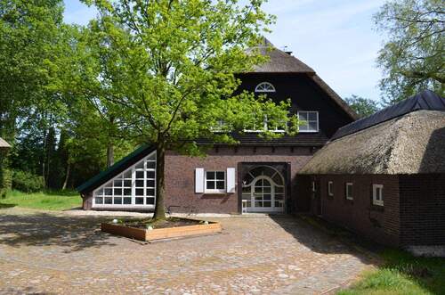 Eingangsseite Haus 1 - Wohnen - Arbeiten - Relaxen in einzigartiger Lage!